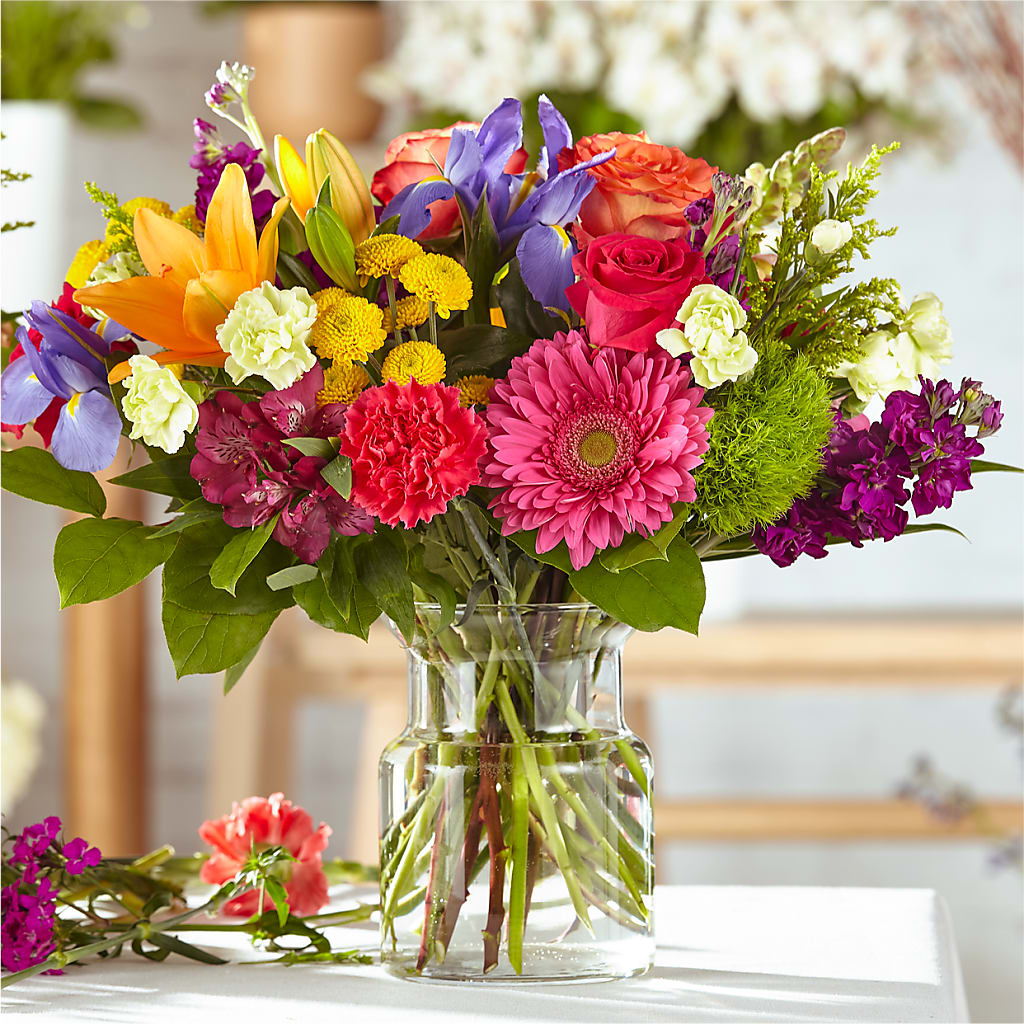 Bold & Bright – A Florist Original – Rustic Daisy Floral, Pahrump NV