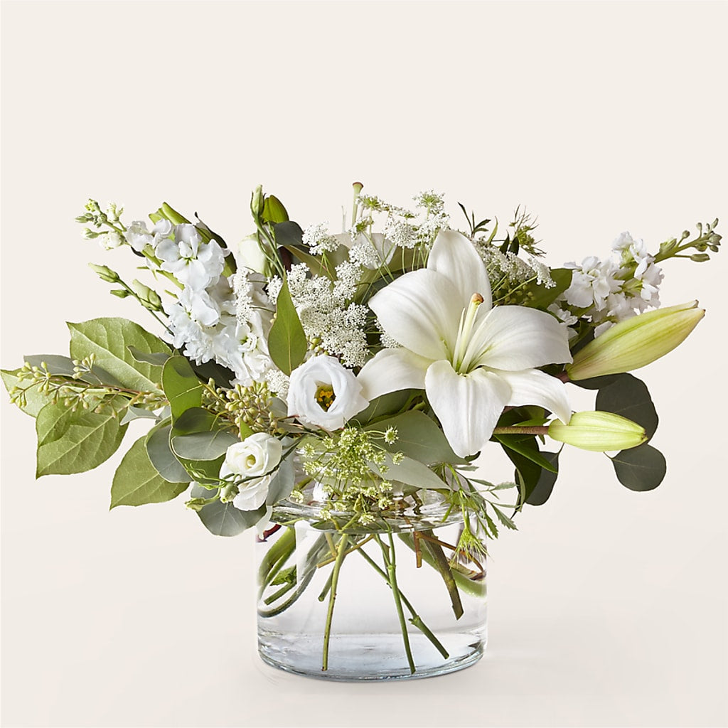 Alluring Elegance Bouquet – Rustic Daisy Floral, Pahrump NV