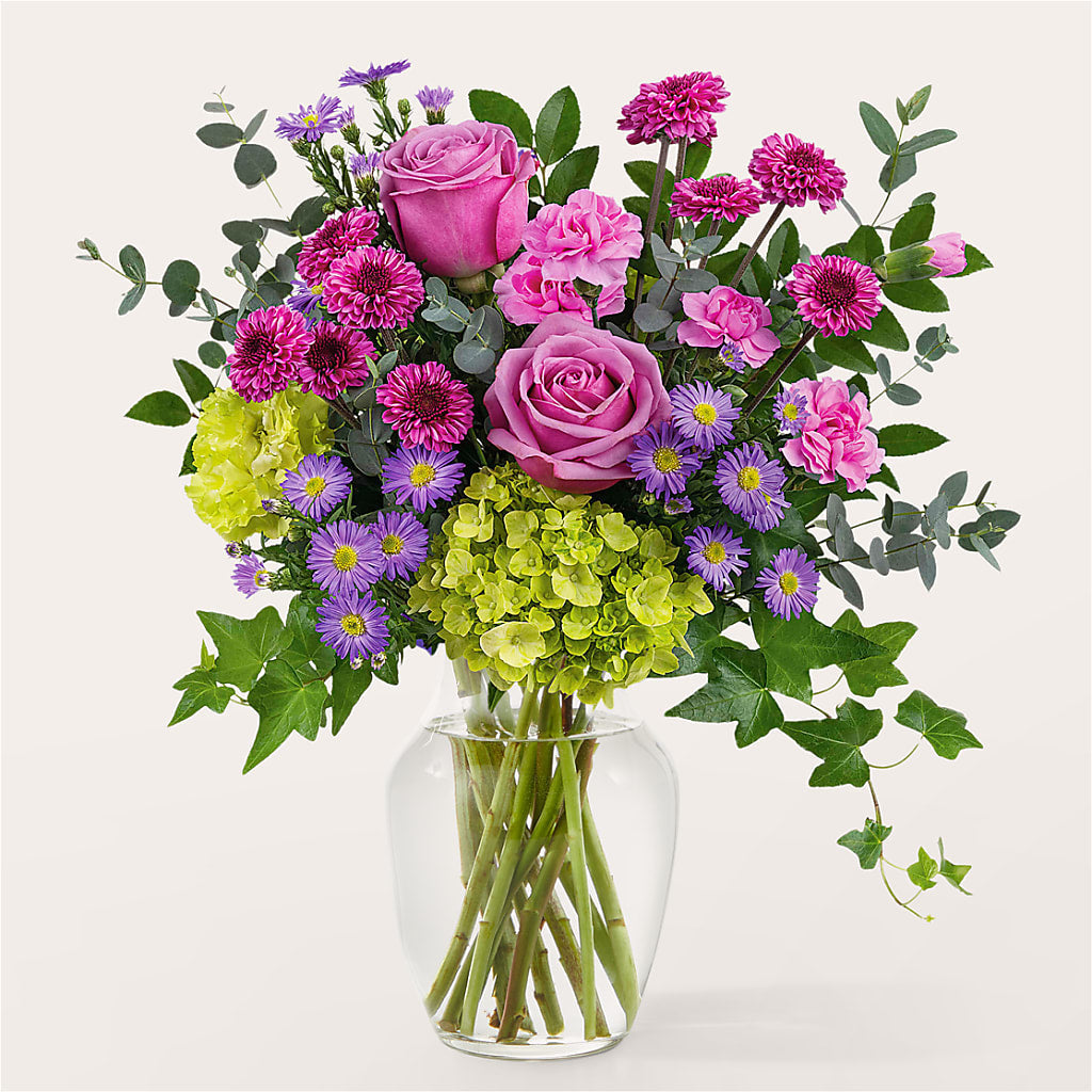 Whispering Garden Bouquet – Rustic Daisy Floral, Pahrump NV