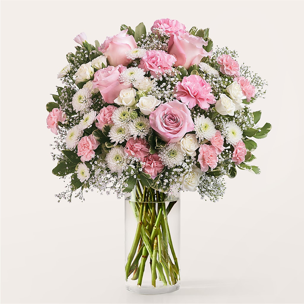Vintage Glamour Bouquet – Rustic Daisy Floral, Pahrump NV