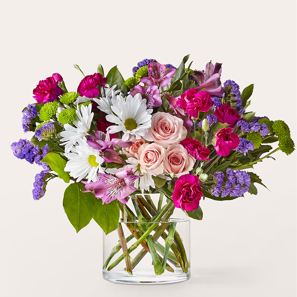 Wild Berry Bouquet – Rustic Daisy Floral, Pahrump NV