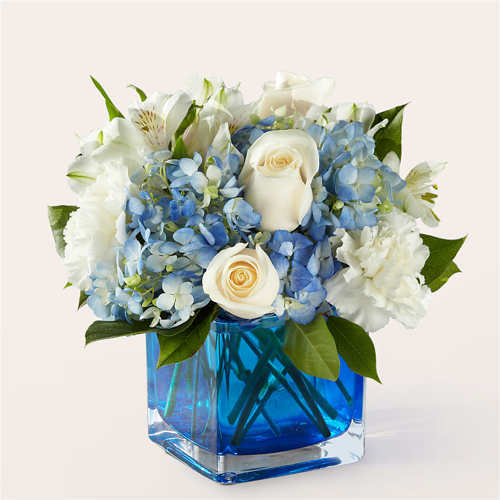 Soothing Waters Bouquet – Rustic Daisy Floral, Pahrump NV