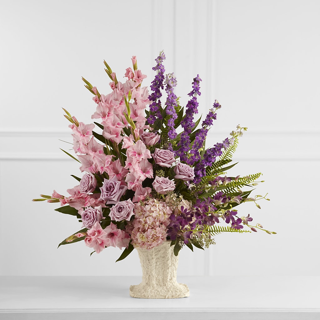 Flowing Garden Arrangement – Rustic Daisy Floral, Pahrump NV