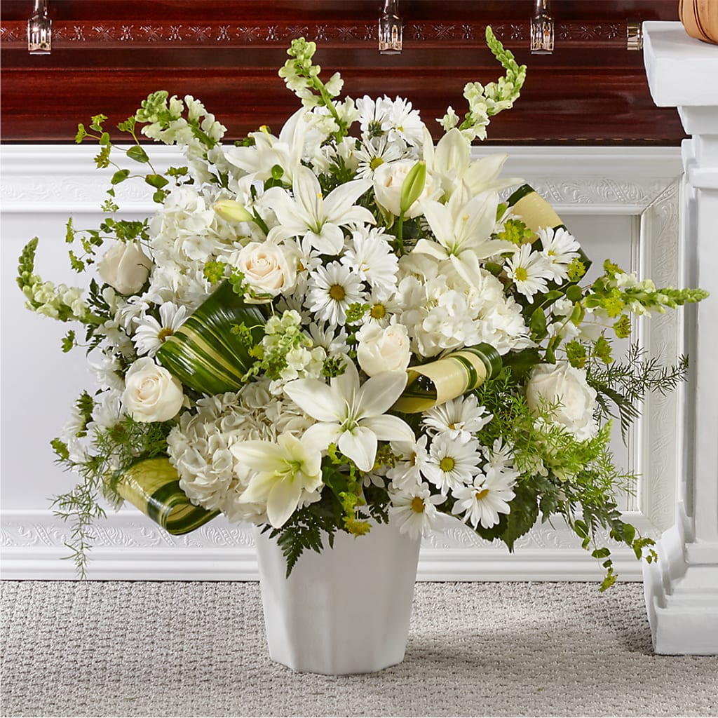 Thoughts of Tranquility Floor Basket – Rustic Daisy Floral, Pahrump NV