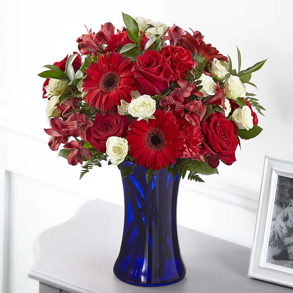 Hearts Embrace Bouquet – Rustic Daisy Floral, Pahrump NV