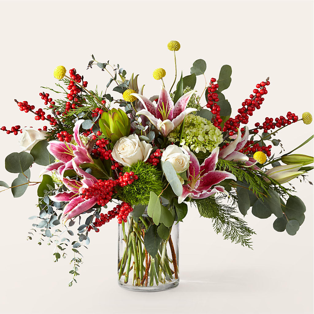 Berry & Bright Bouquet – Rustic Daisy Floral, Pahrump NV