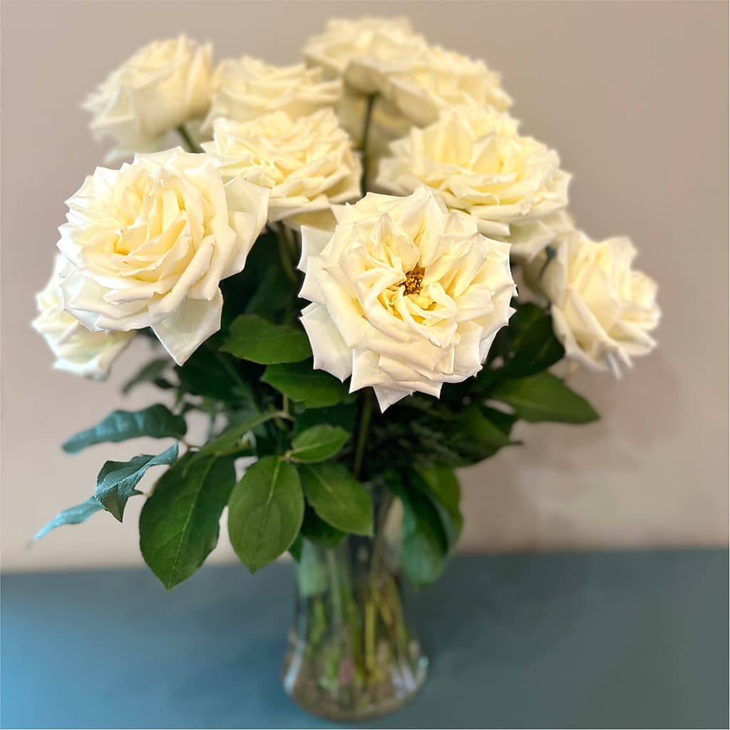 Long Stem Yellow Rose Bouquet –  Rustic Daisy Floral, Pahrump NV