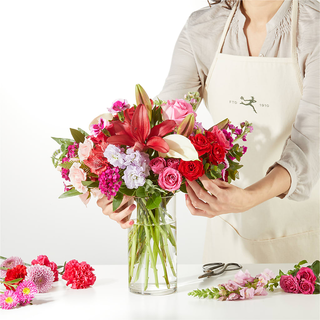 Swooning Over You - A Luxury Florist Original –  Rustic Daisy Floral, Pahrump NV