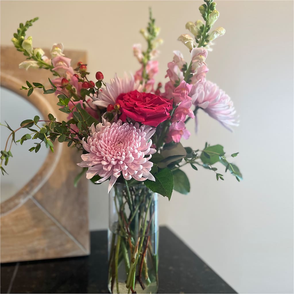 Sunday Morning Bouquet –  Rustic Daisy Floral, Pahrump NV