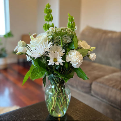 Classic Ivory – A Florist Original –  Rustic Daisy Floral, Pahrump NV