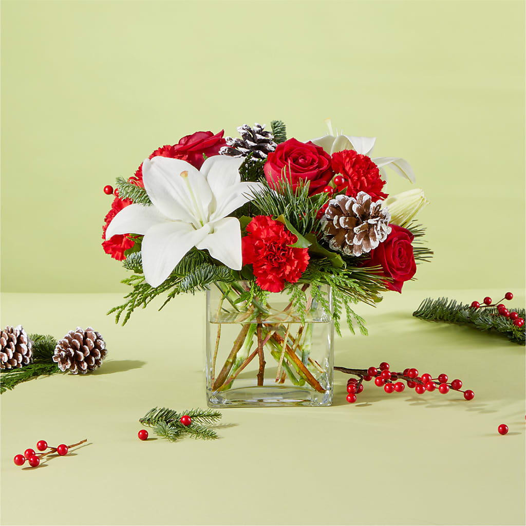 Glistening Icicles Bouquet –  Rustic Daisy Floral, Pahrump NV