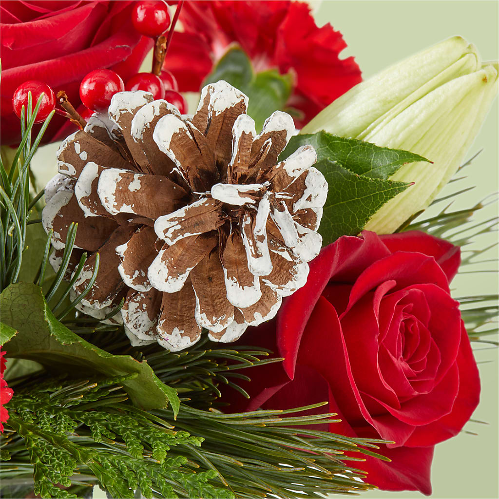 Glistening Icicles Bouquet –  Rustic Daisy Floral, Pahrump NV