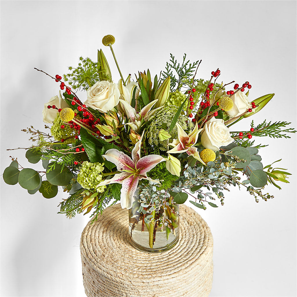 Berry & Bright Bouquet –  Rustic Daisy Floral, Pahrump NV